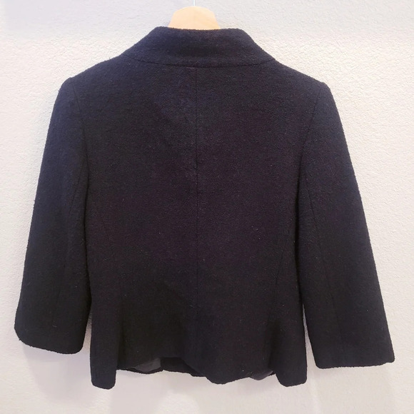 Isaac Mizrahi Black Wool Blend Tweed Jacket size Medium Hidden Buttons - Picture 5 of 5